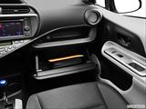  Glove box open photo